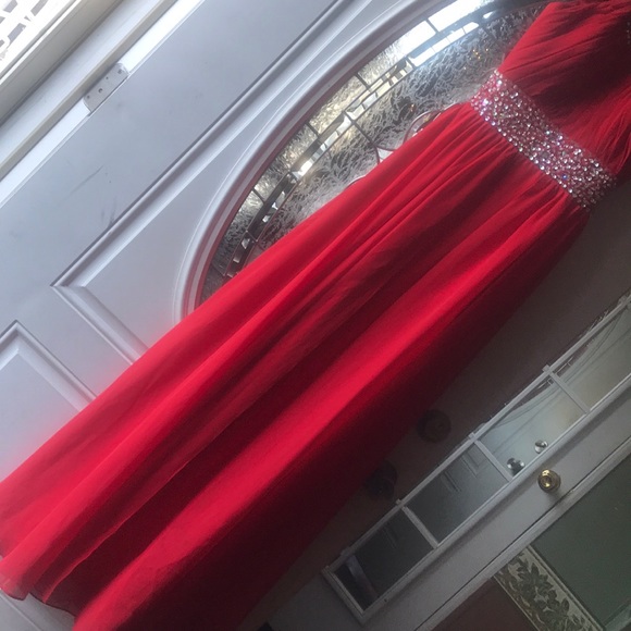 Dress - Picture 3 of 3